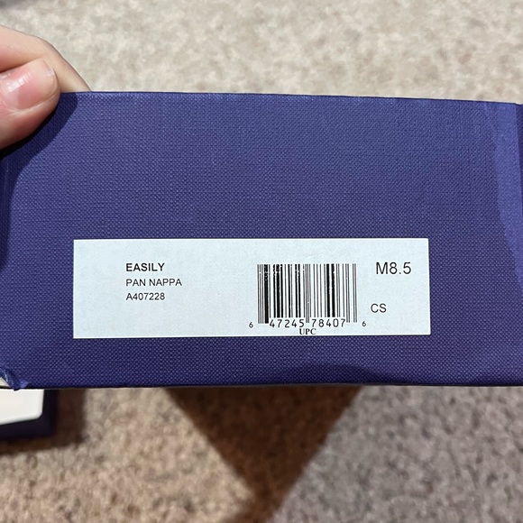 Stuart Weitzman Easily Elastic Leather Pan Nappa Pumps - Picture 2 of 16